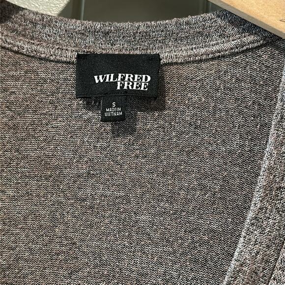 Aritzia WILFRED FREE V-Neck Sweater sz S - Picture 4 of 5